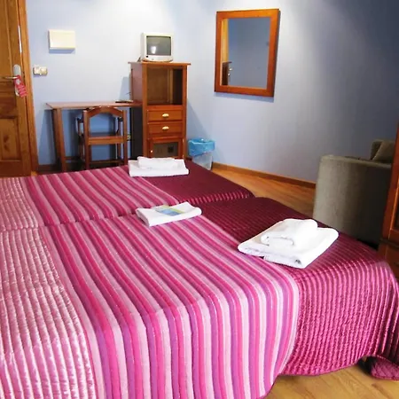 Hotel Pena Pandos