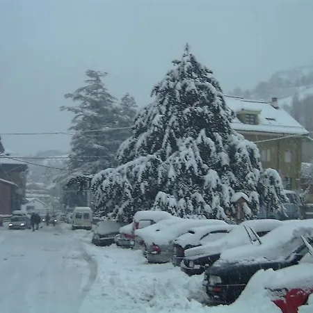 Hotell Pena Pandos 2*